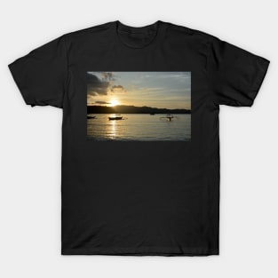 Coucher de soleil Plage des Philippines T-Shirt